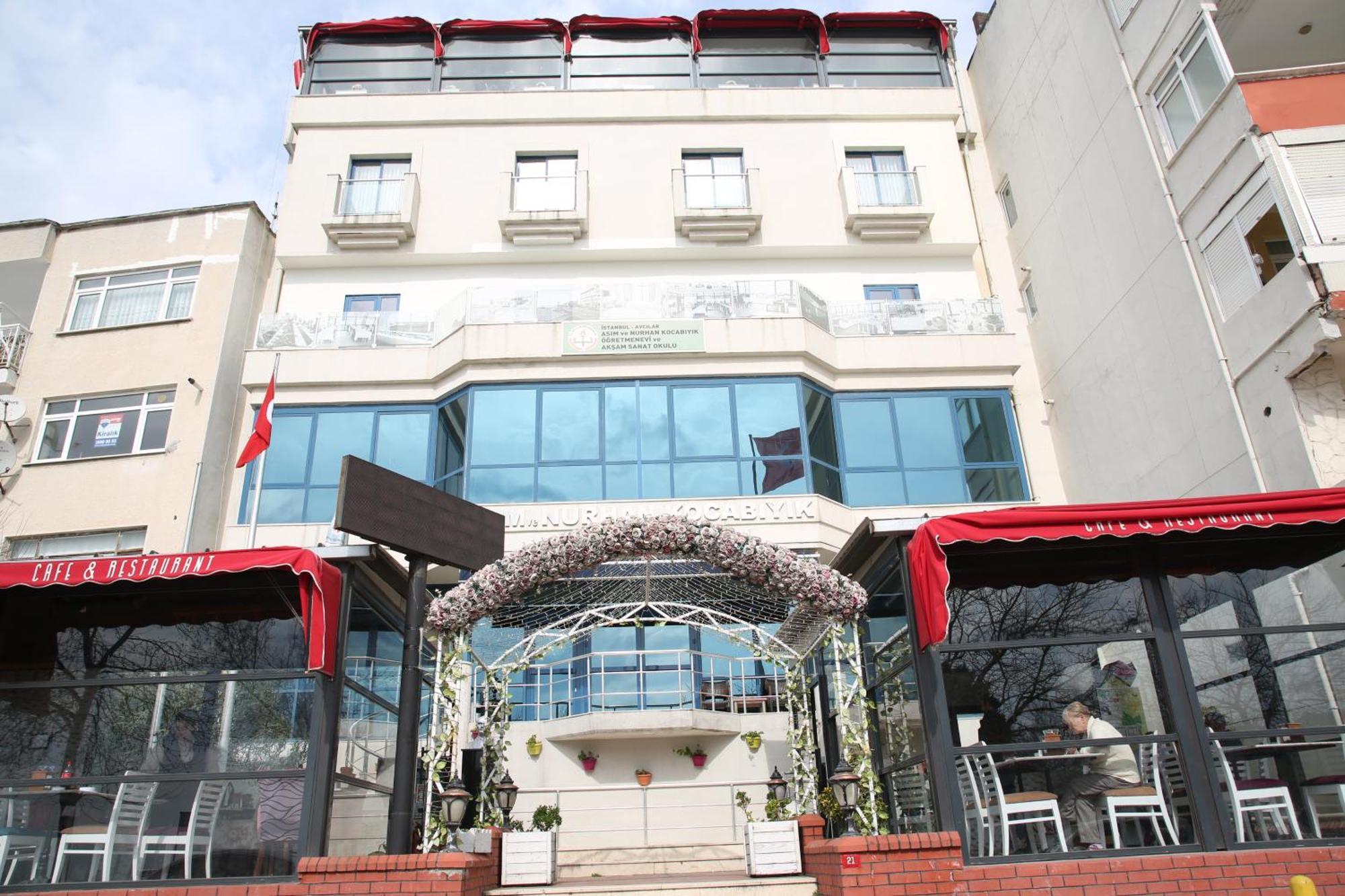 Asim Ve Nurhan Kocabiyik Oegretmenevi — Fotoğraflar 1